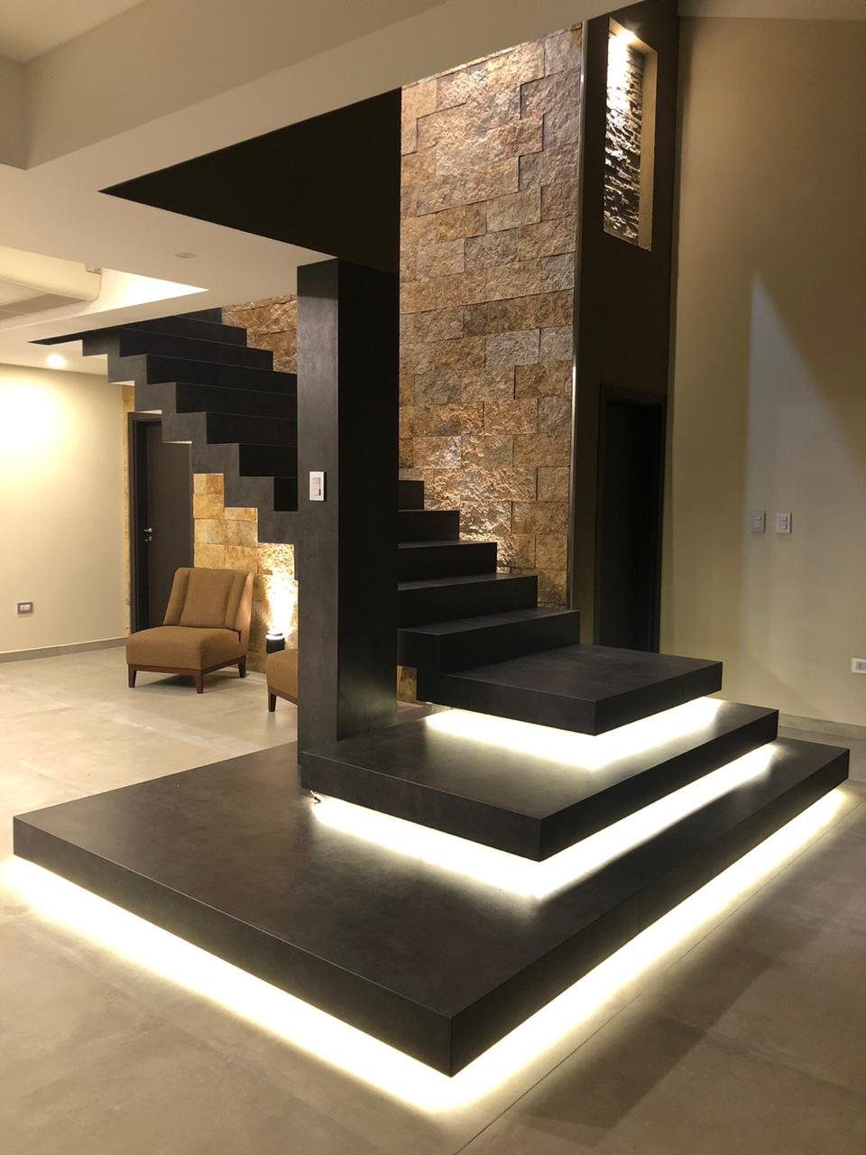 Escalera en Neolith Iron Grey